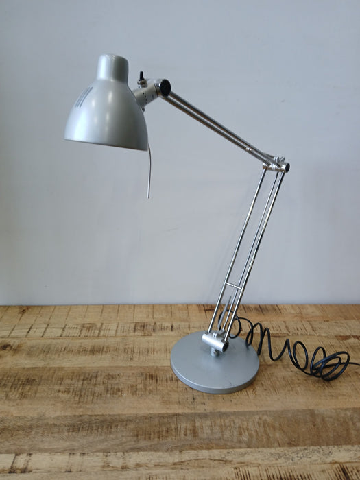 IKEA Antifoni, Zilverkleur / chroom (lampje vervangen)