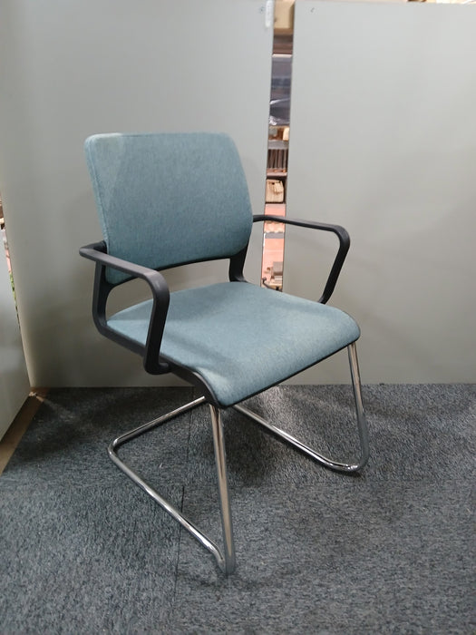 Nowystyl vergaderstoel, blauw, showroommodel