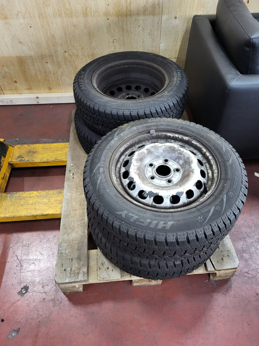 Win-Turi 212 HiFly winterbanden (set van 4), 195/65 R15
