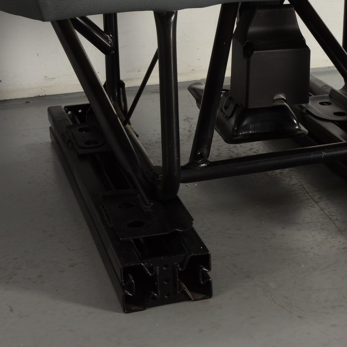Duo autozit / werkplaats bank (Ford Transit bus), grijs, gelast op stalen balk