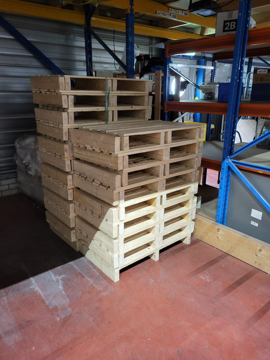 Partij pallets HT, 63 st.  nieuw/ongebruikt, 97 x 62 x 12 cm