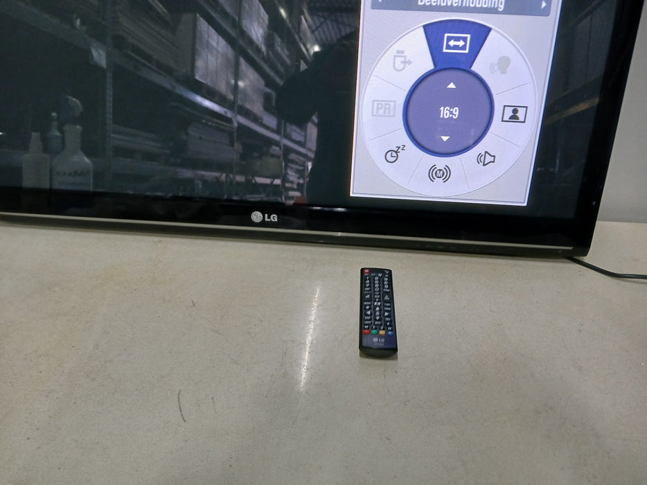 LG 42PJ350 zwart, 42 inch, zonder voet, wel afstandsbediening