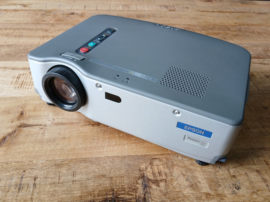 Epson Powerlite 70C beamer, B x D x H 27 x 18 x 7 cm