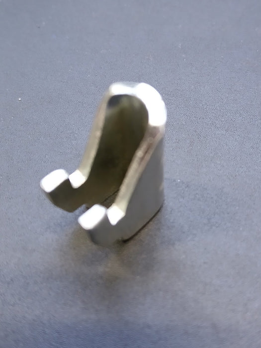 Legbordhaakje voor kast, staal, 21 x 17 mm