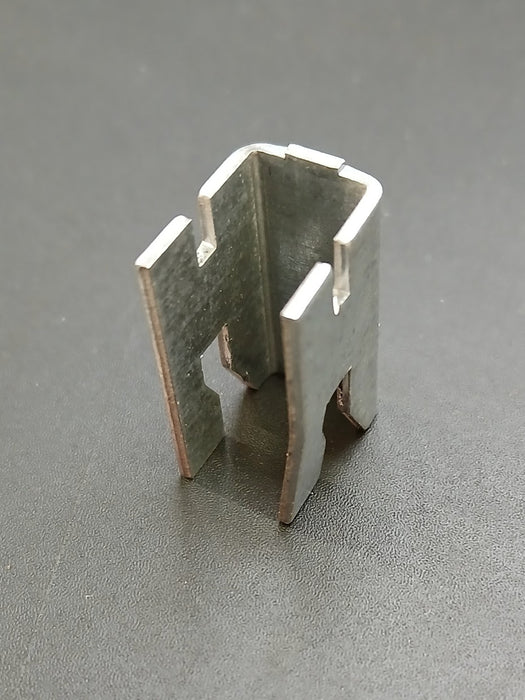 Legbordhaakje voor kast, staal, 21 x 14 mm