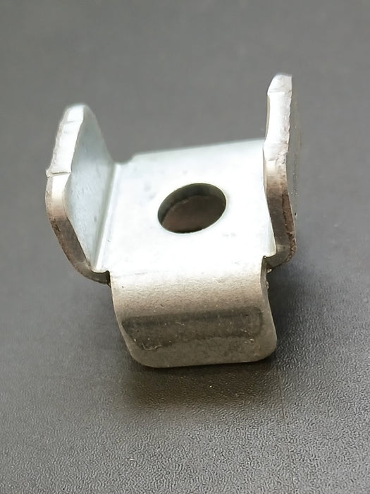 Legbordhaakje voor roldeurkast, staal, 20 x 20 x 19 mm