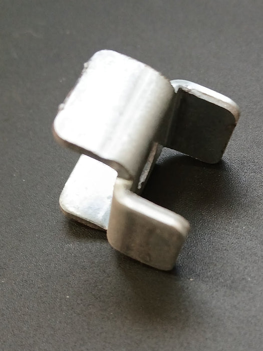 Legbordhaakje voor roldeurkast, staal, 20 x 20 x 19 mm