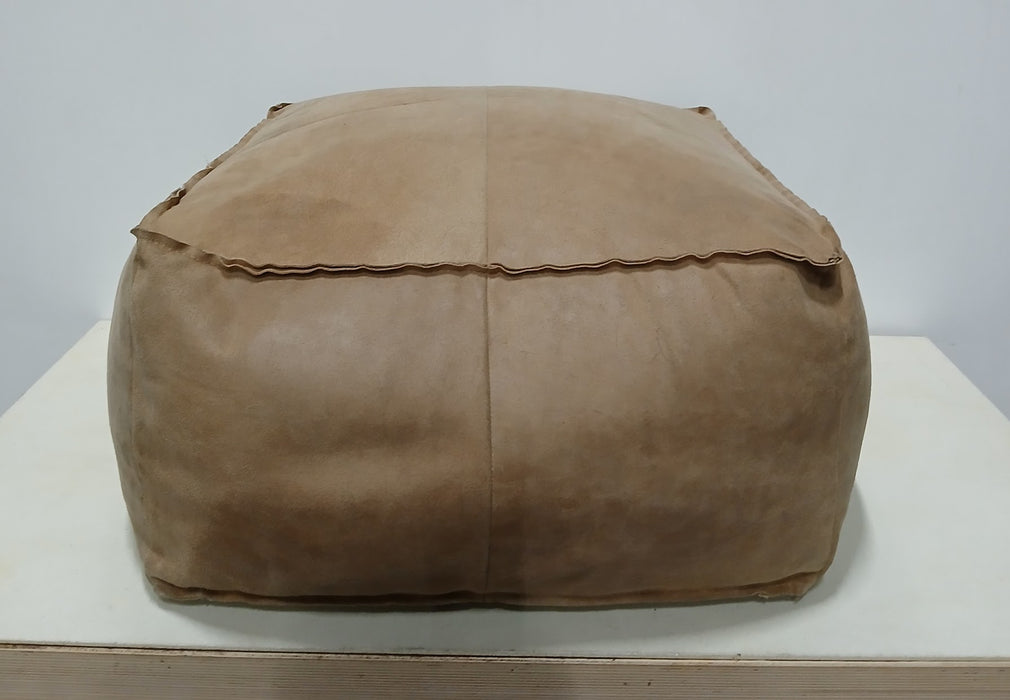 Poef / hocker, cognac eco-leder, 70 x 70 x 40 cm