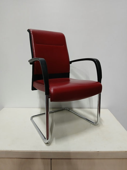 Kusch & Co luxe vergaderstoel, rood leder, sledeframe