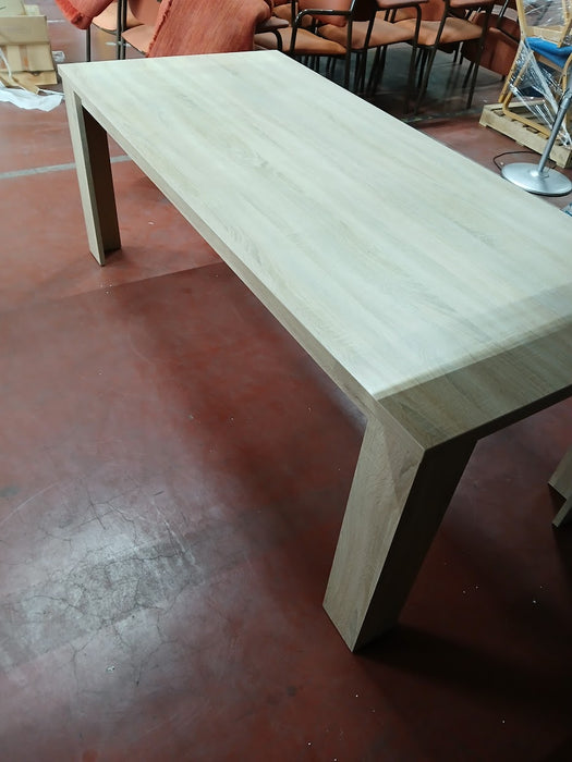 Eettafel, licht eikenkleur, L x B x H 200 x 90 x 75 cm