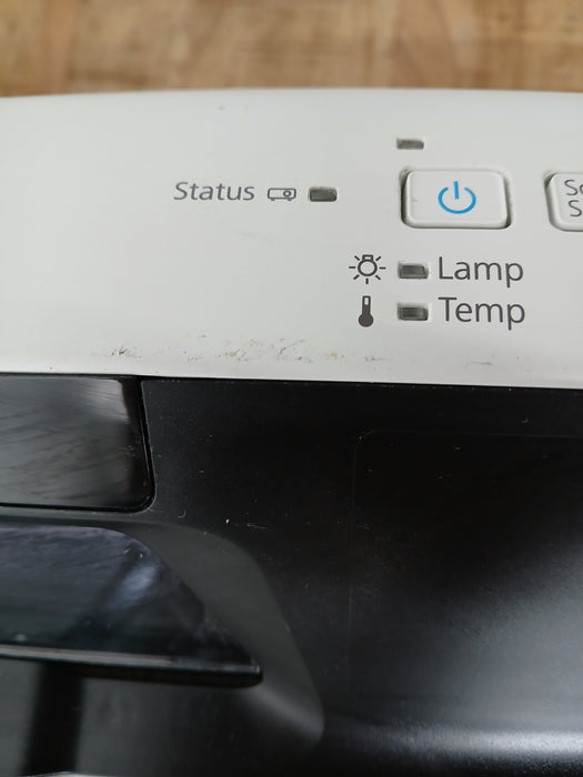 Epson EB-580 beamer, grijs / wit, incl. wandbevestiging