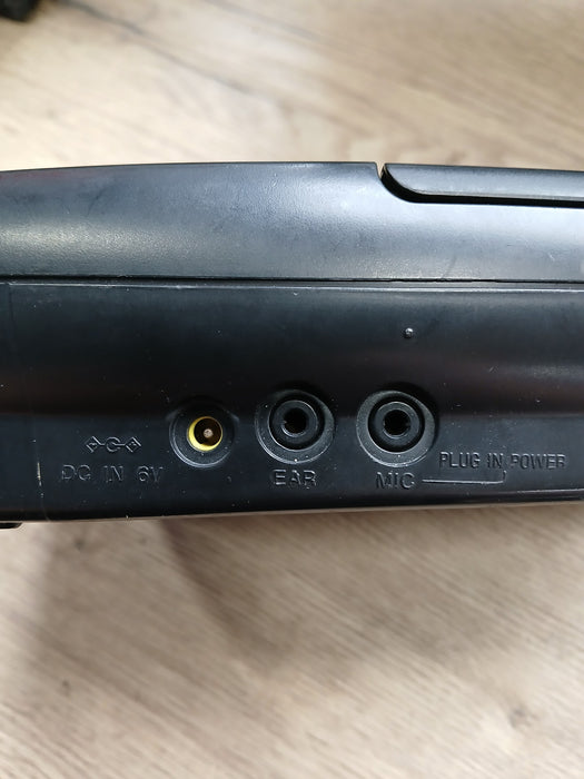 Sony TCM-939 cassetterecorder, zwart