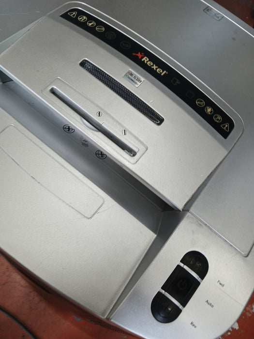 Rexel RLX20 papiervernietiger, zwart