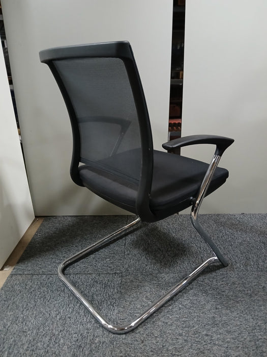 Nowystyl Sail vergaderstoel, zwart / chroom, zitd. 44, zith. 45 cm