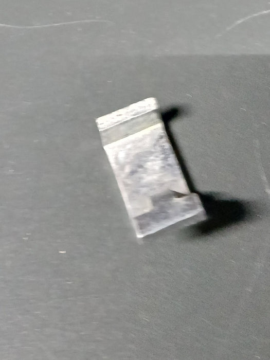 Legbordhaakje voor kast, staal, 14 x 25 x 10 mm