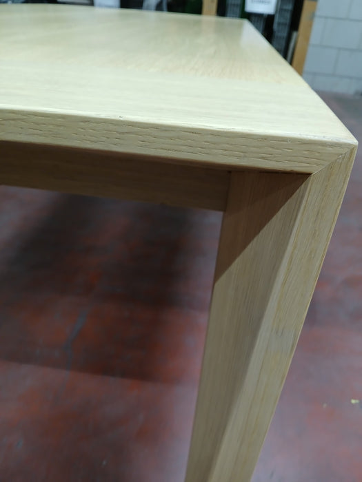 Eet / vergadertafel, licht eiken, B x D x H 210 x 100 x 75 cm