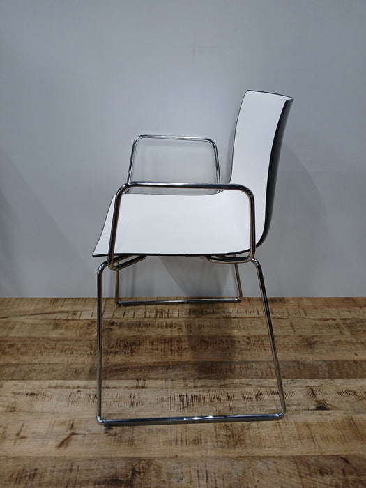 Arper Cativa kantinestoel, wit B 53, zh. 43, zd. zith. 43 cm