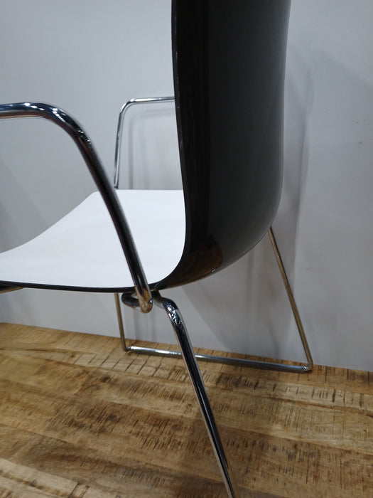 Arper Cativa kantinestoel, wit B 53, zh. 43, zd. zith. 43 cm
