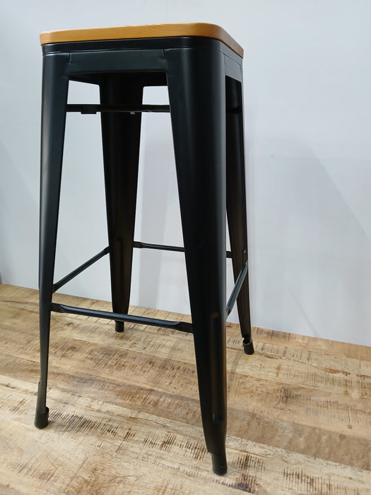 Tolix barkruk, zwart staal / hout, B x D x H 43 x 43 x 75 cm