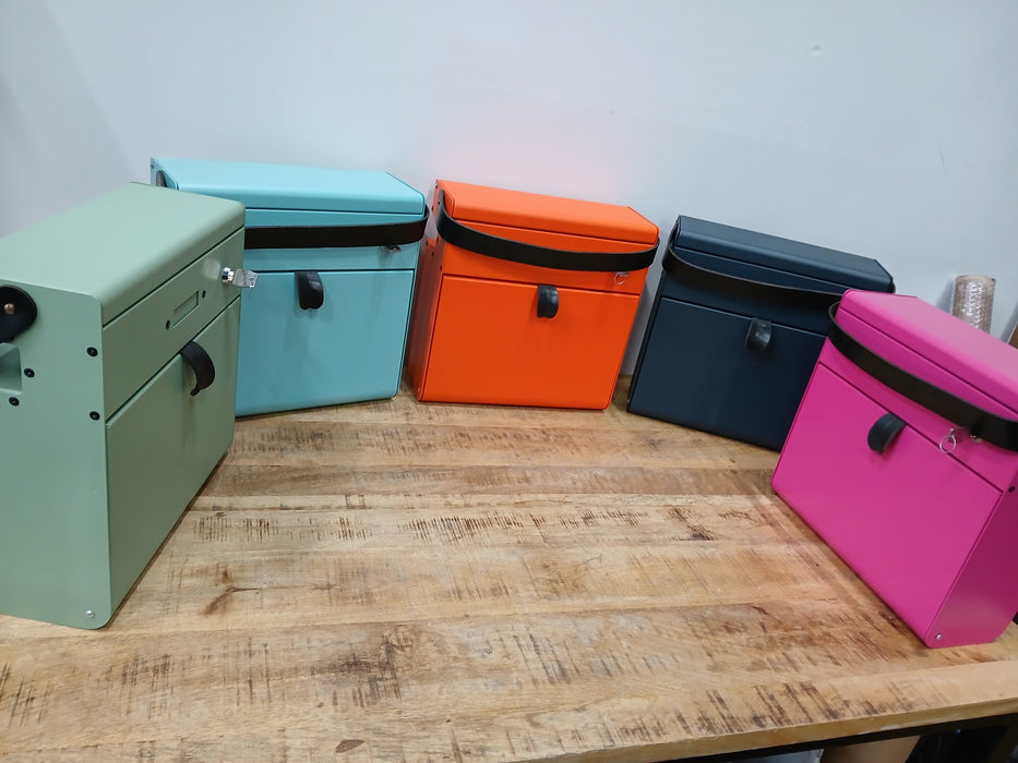 Nowystyl, set ( 8 stuks ) design dropboxen, staal, div. kleuren, 37x15x37 cm