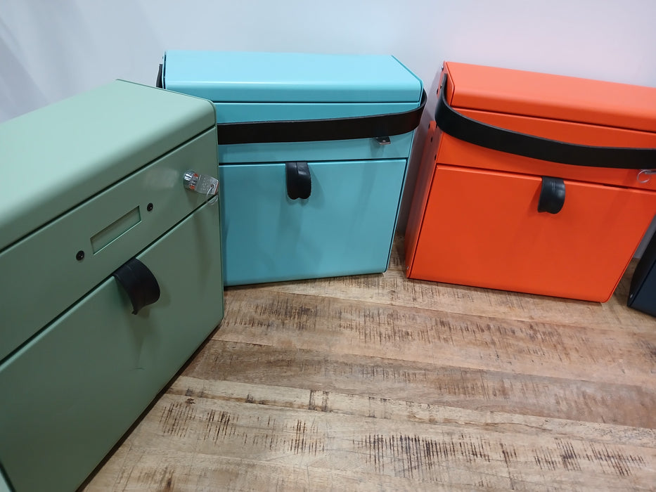 Nowystyl, set ( 8 stuks ) design dropboxen, staal, div. kleuren, 37x15x37 cm