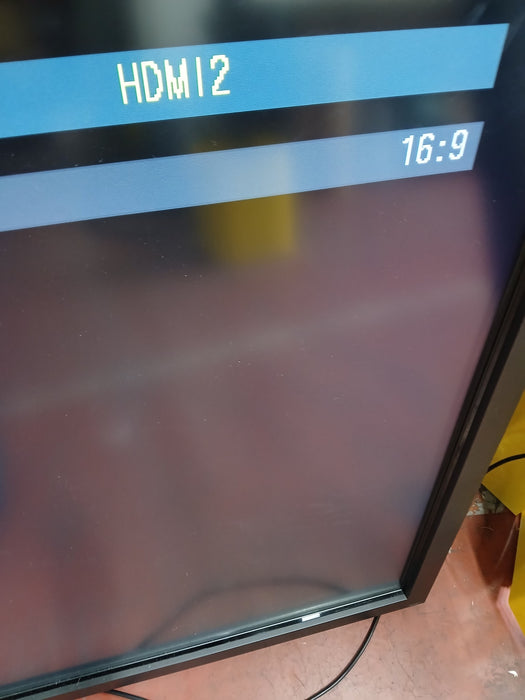 PanasonicTH-65BF1E, 65 inch + Conen Sceta standaard