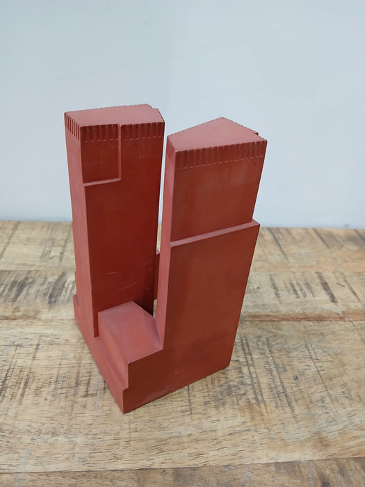 Gipsmodel / Maquette van Ministeries, gegoten gips, 8 x 7 x 14 cm