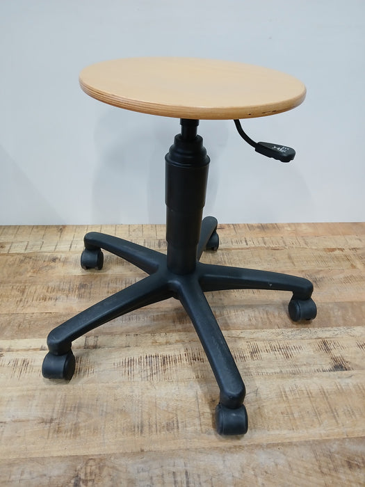 Topstar TEC 60  krukje, hout / metaal, H 39 / 52 cm