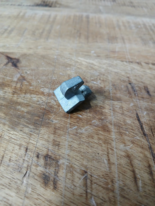 Legbordhaakje voor kast, aluminium, 2,5 x 2,5 x 2,0 cm