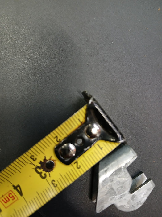 Legbordhaakje voor kast, staal, 2,5 x 2,5 x 1,0 cm