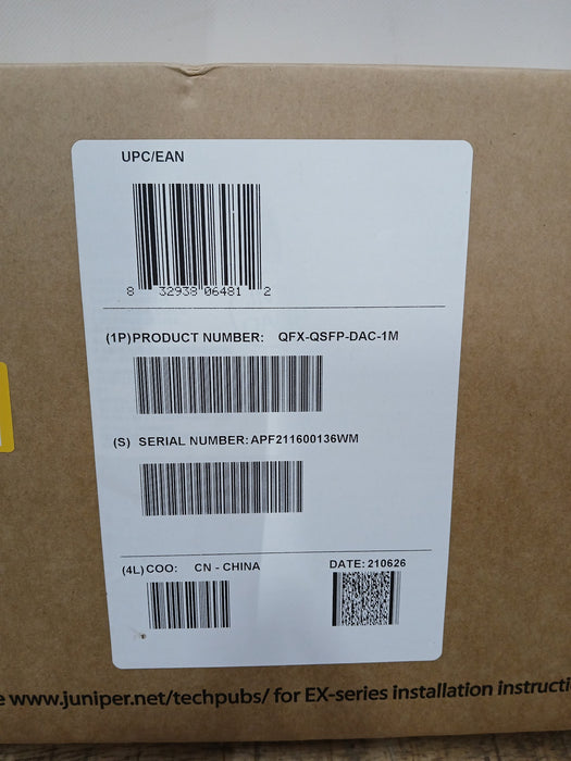 Juniper QFX-QSFP-DAC , ongebruikt in originele verpakking