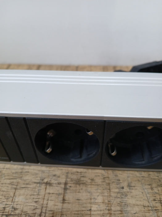 Bachmann Coni 333.2003 stekkerdoos, alu /zwart