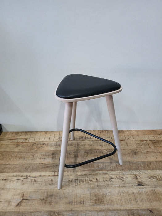 Fameg Finn design krukje, zwart/whitewash, 39 x 39 x 49 cm