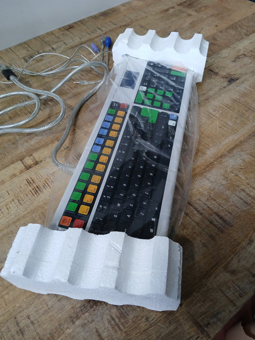 Vintage keyboard Bloomberg BB-BLKB-01, nieuw in de verpakkin