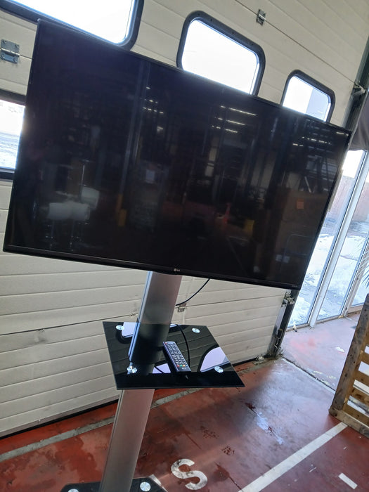 LG 49UF675V tv op standaard, zwart, 49 inch