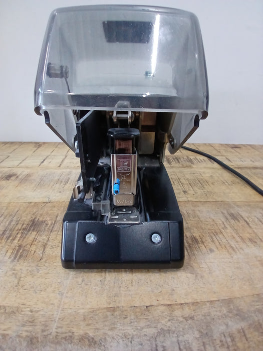 Rapid 100 elektrische nietmachine, gebruikt.