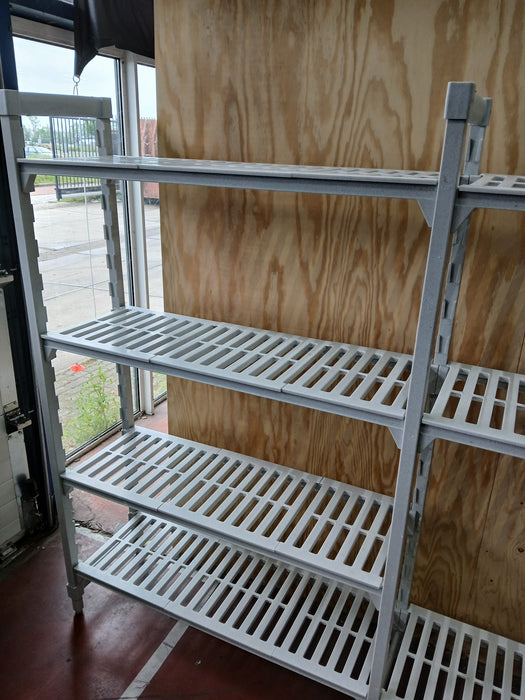 Cambro stelling, totale breedte 590 cm, diepte 40 cm