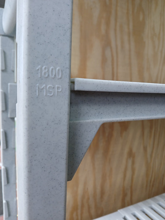 Cambro stelling, totale breedte 590 cm, diepte 40 cm