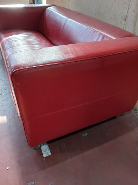 2,5 zitbank, rood leder, 180 x 85 x 66 cm