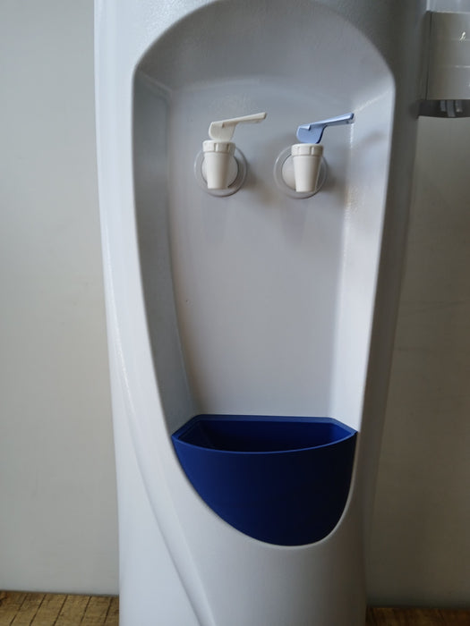Oasis B1NRKY flessenwaterkoeler, wit, 31 x 33 x 97 cm.