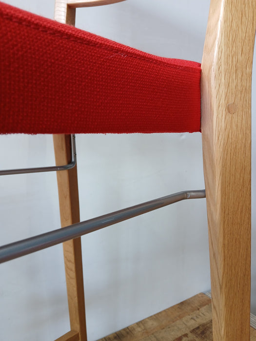Hutten design barkruk, Hout / rode stof, 43 x 43 x 118 cm