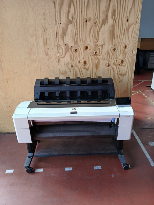 HP Designjet T 1600 plotter, B x D x H 139 x 76 x 108 cm