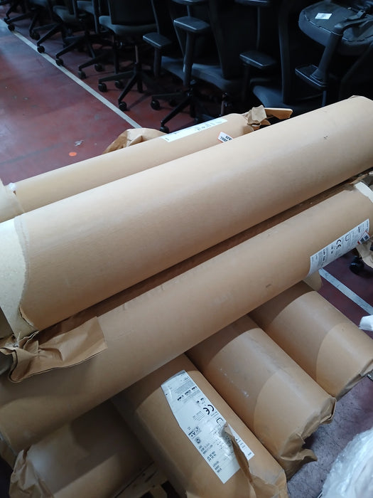 Noraplan Mega linoleum op rol, ecru, 15 x 1.22 meter (18,30 m² per rol)