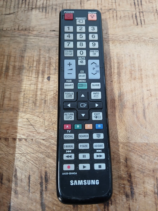 Samsung LE40B652 TV, op standaard, zwart, 40 inch