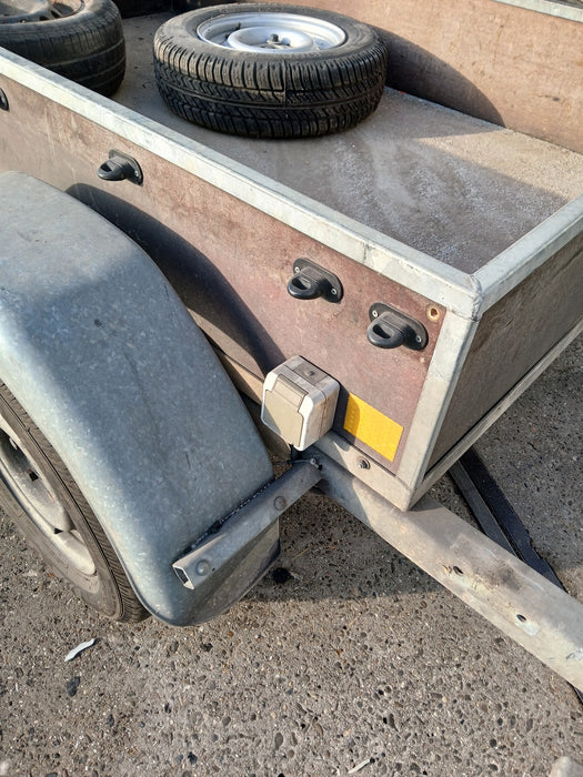 Aanhangwagen, L x B 350 x 170 cm, binnenmaat 185 x 115 cm