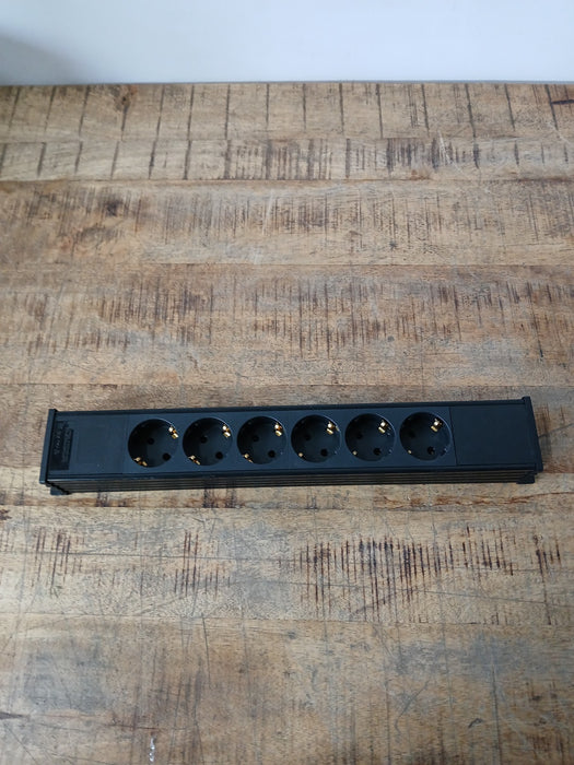 Martin Kaiser 1154 stekkerdoos, zwart, 6 units