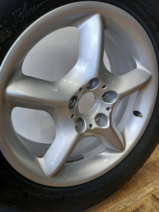 Michelin Energy MXV4 Plus band + velg, 235/65 R17