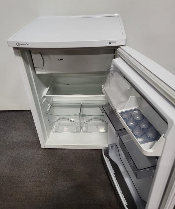 Bauknecht RE158W vrijstaande koelkast met vriesvak, Wit, B x D x H 60 x 60 x 84 cm.