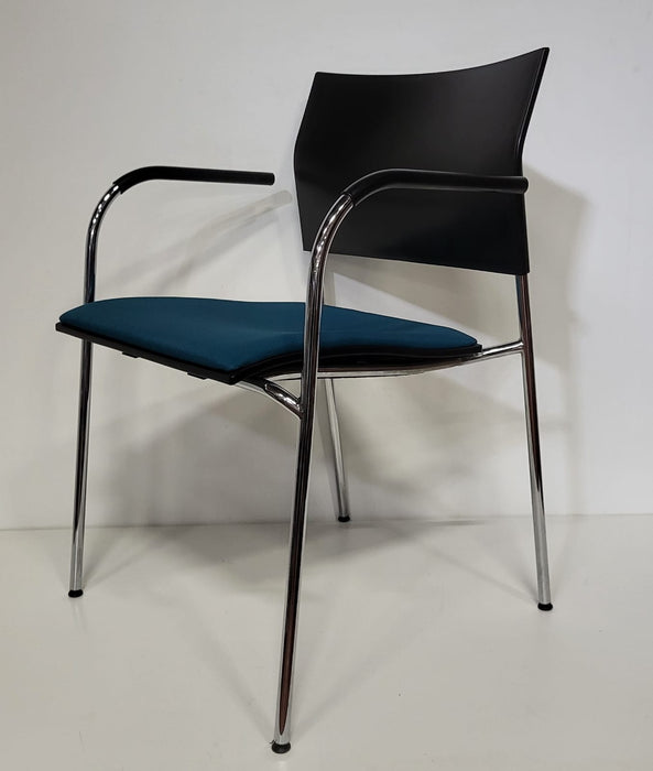 Design vergaderstoel Thonet S360, blauw / zwart,B x D x H 58 x 55 x 82 cm