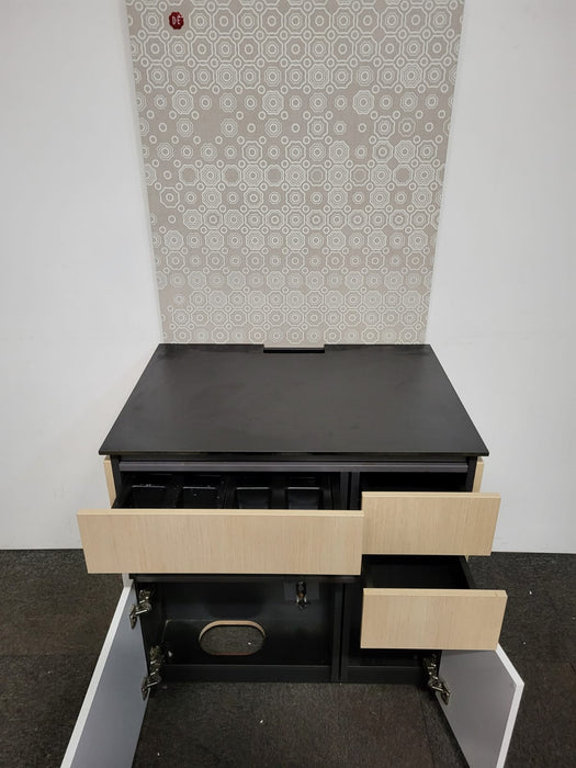 Onderkast, Douwe Egberts, Wit / berken, 90 x 66 x 90 /192 cm.